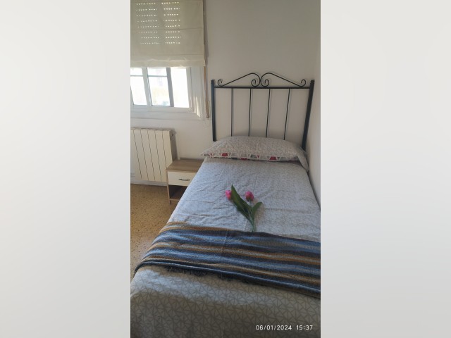 Spain furnished Room in Catalonia, Barcelona
