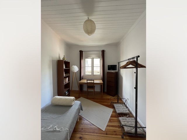 Lisbon Room for rent