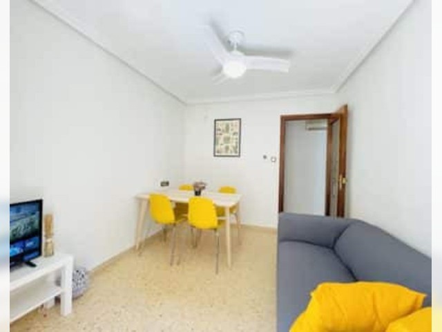 Spain furnished Room in Valencia, Valencia