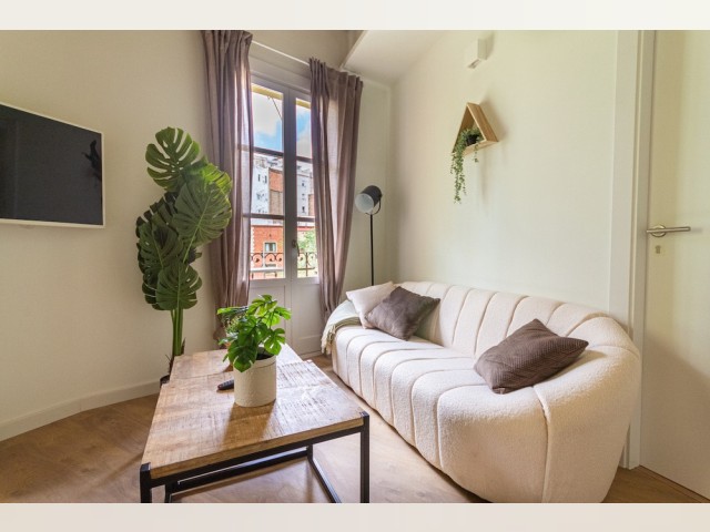 Spain furnished Room in Catalonia, Barcelona