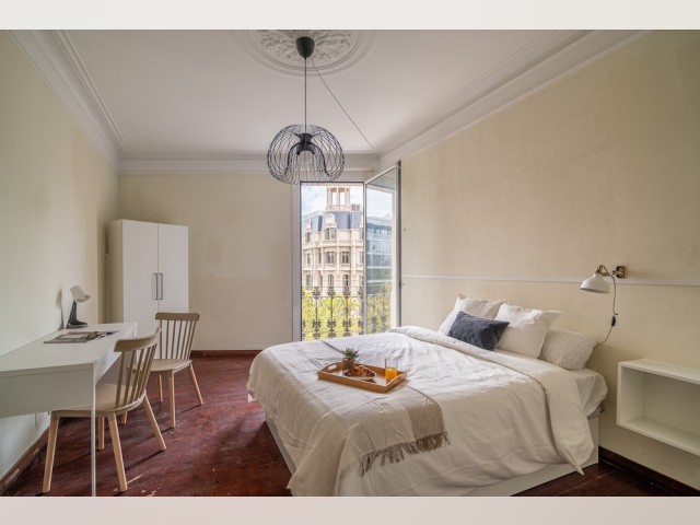 Spain furnished Room in Catalonia, Barcelona