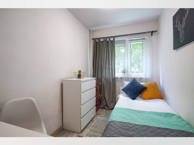 Poland furnished Room in Central Poland, Warsaw