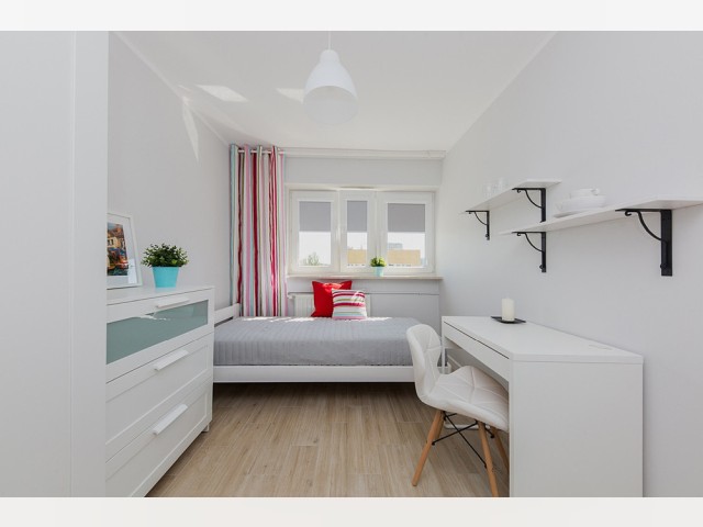 Poland furnished Room in Central Poland, Warsaw