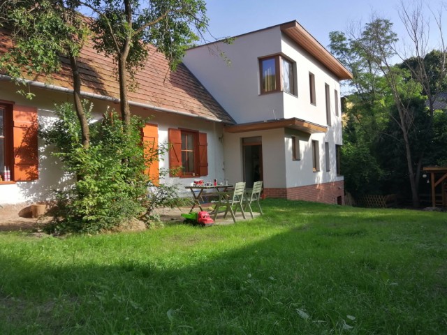 Budapest Villa-House for rent