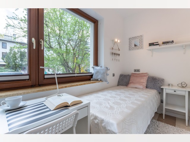 Poland furnished Room in Central Poland, Warsaw
