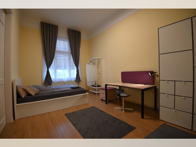 Budapest Room for rent