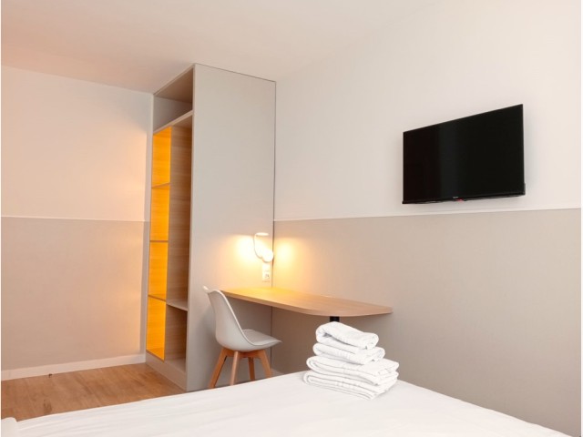 Spain furnished Room in Madrid, Madrid