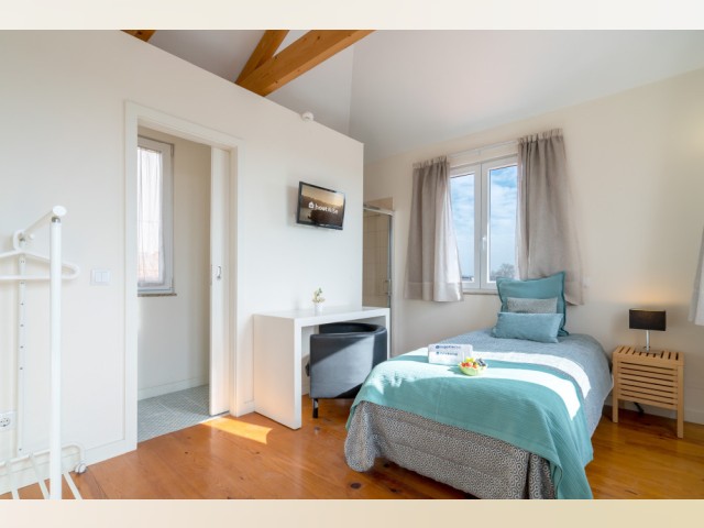 Portugal furnished Room in Porto-North Portugal, Porto Oporto