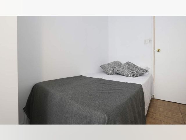 Spain furnished Room in Madrid, Madrid