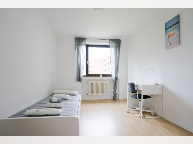 Dusseldorf Room for rent
