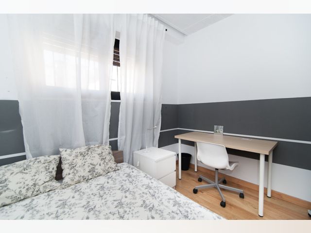 Spain furnished Room in Madrid, Madrid