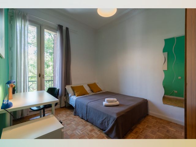 Spain furnished Room in Madrid, Madrid