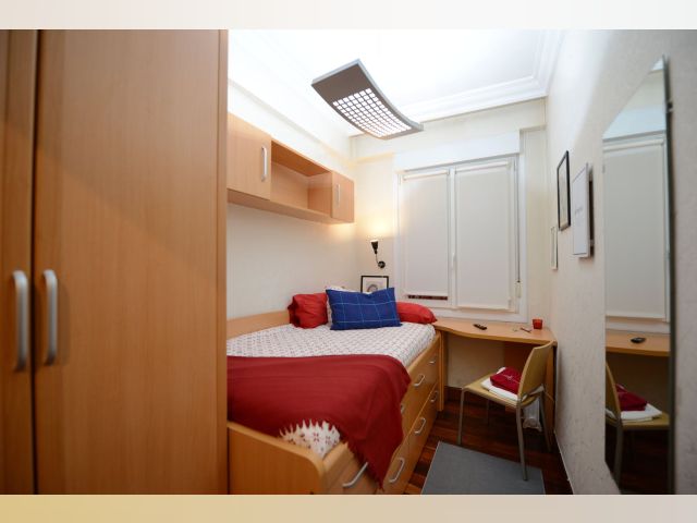 Spain furnished Room in Basque Country, Bilbao