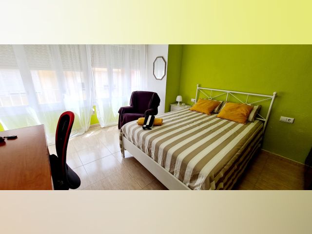 Spain furnished Room in Valencia, Alicante