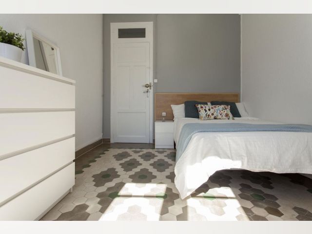 Spain furnished Room in Valencia, Valencia