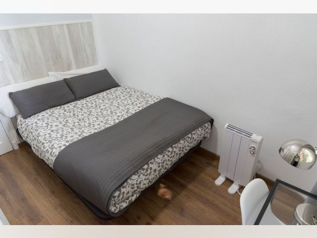 Spain furnished Room in Madrid, Madrid