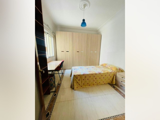 Spain furnished Room in Madrid, Madrid
