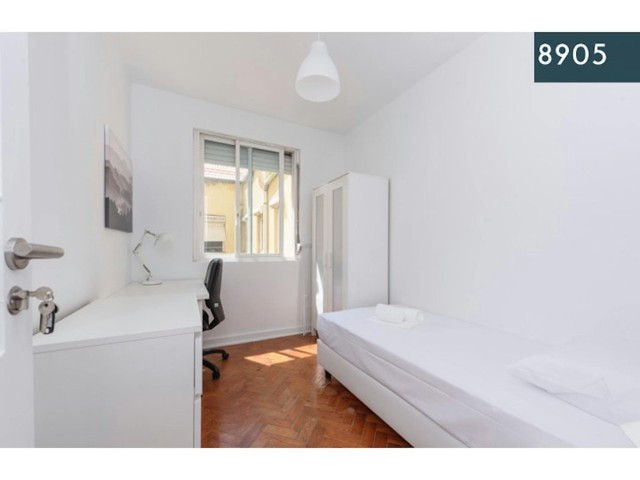 Portugal furnished Room in Lisboa-Tagus Valley, Lisbon