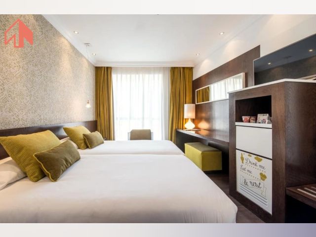 Spain furnished Room in Madrid, Madrid