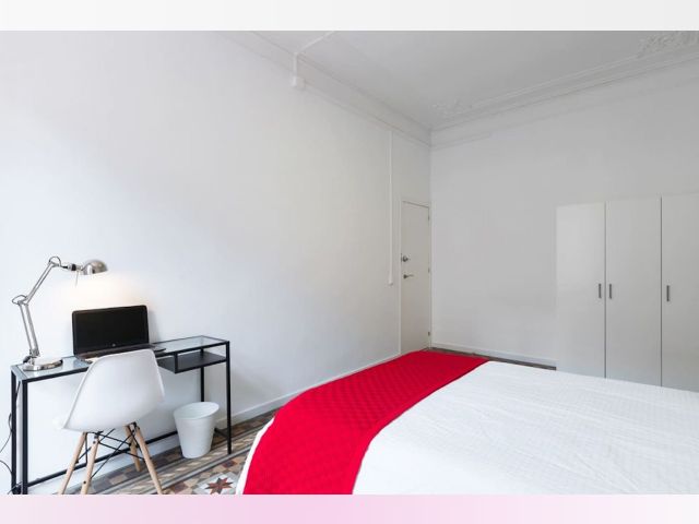 Spain furnished Room in Catalonia, Barcelona