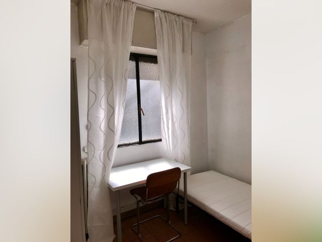 Spain furnished Room in Madrid, Madrid
