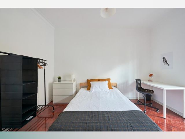 Portugal furnished Room in Lisboa-Tagus Valley, Lisbon