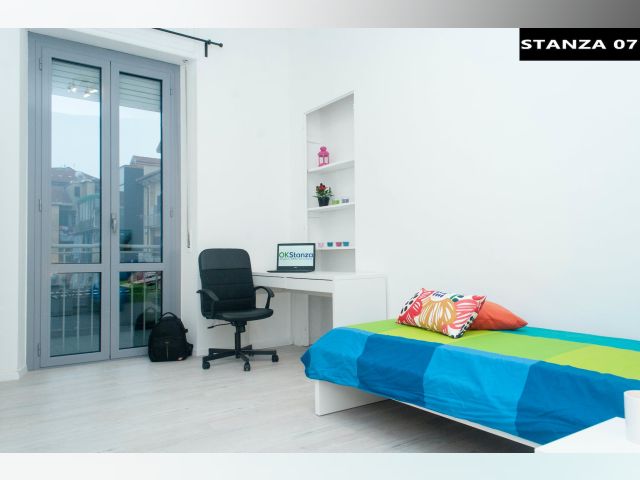 Italy furnished Room in Piedmont, Turin