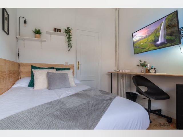 Spain furnished Room in Madrid, Madrid