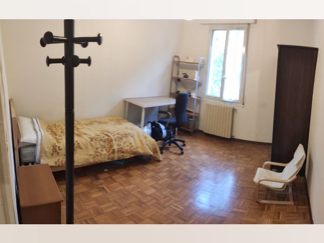 Italy furnished Room in Emilia Romagna, Bologna