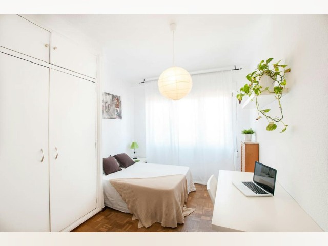 Spain furnished Room in Madrid, Madrid