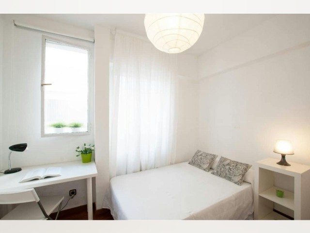 Spain furnished Room in Madrid, Madrid