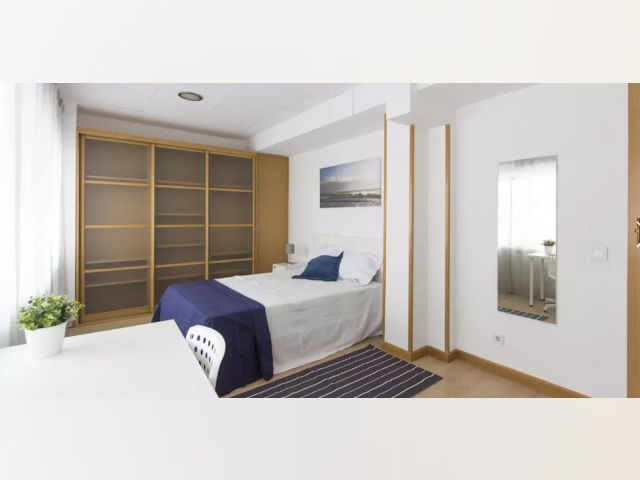 Spain furnished Room in Madrid, Madrid