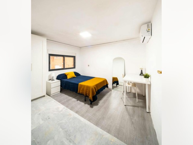 Spain furnished Room in Murcia, Murcia