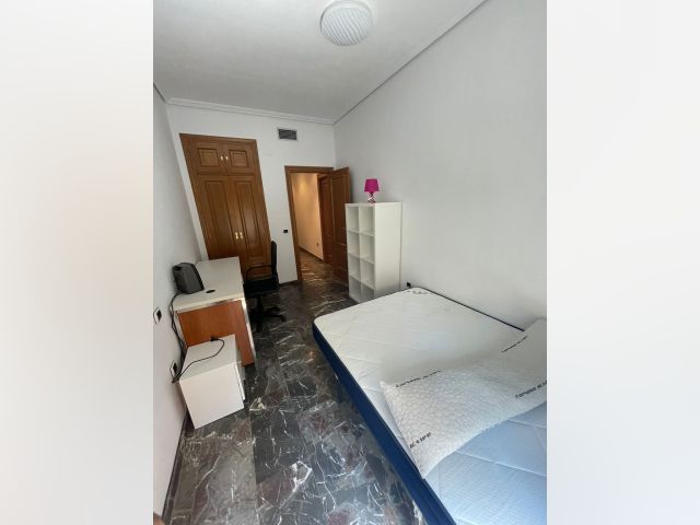 Spain furnished Room in Valencia, Castellon-de-la-Plana