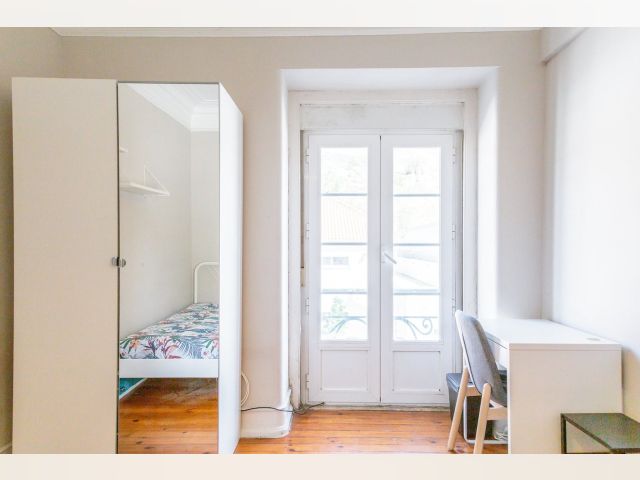 Portugal furnished Room in Lisboa-Tagus Valley, Lisbon