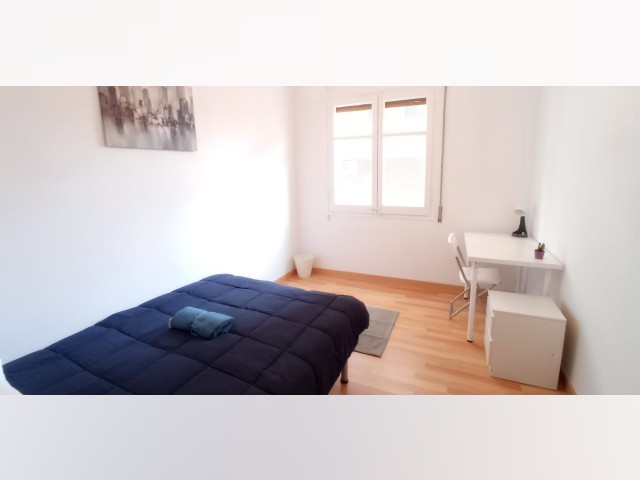 Spain furnished Room in Catalonia, Barcelona