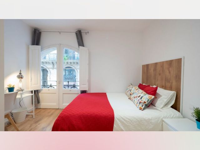 Spain furnished Room in Catalonia, Barcelona