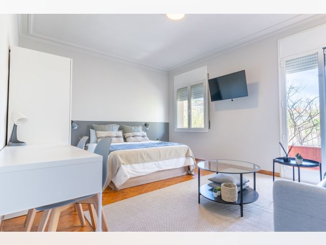 Spain furnished Room in Catalonia, Barcelona