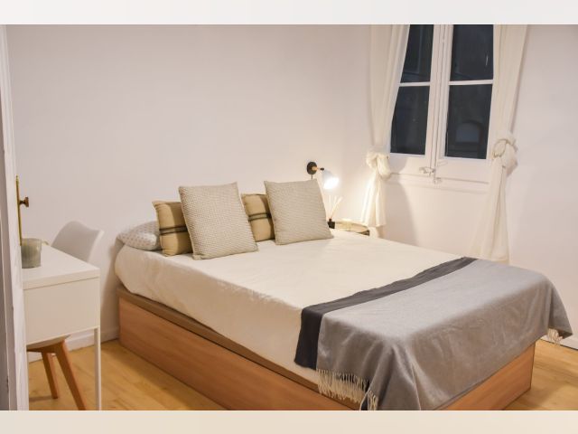 Spain furnished Room in Catalonia, Barcelona
