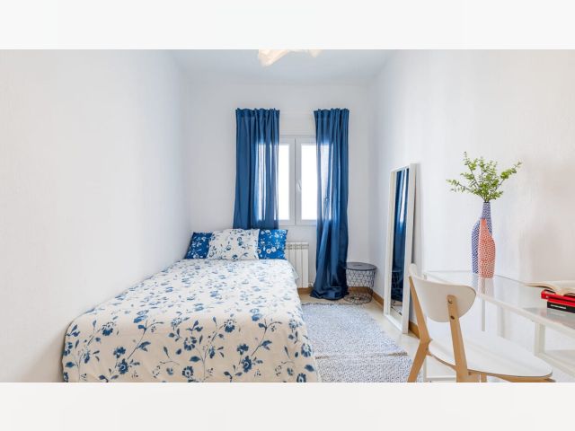 Spain furnished Room in Madrid, Madrid