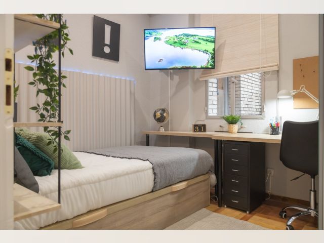 Spain furnished Room in Madrid, Madrid