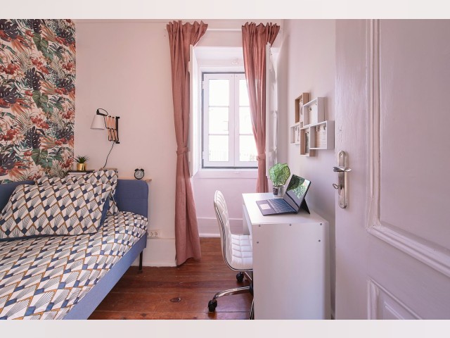 Portugal furnished Room in Lisboa-Tagus Valley, Lisbon