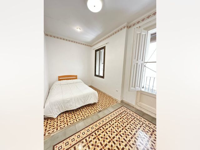 Spain furnished Room in Catalonia, Reus