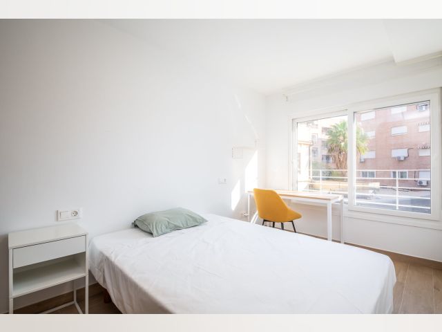Burjassot Room for rent