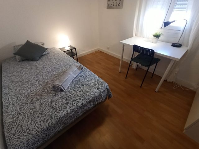 Spain furnished Room in Madrid, Madrid