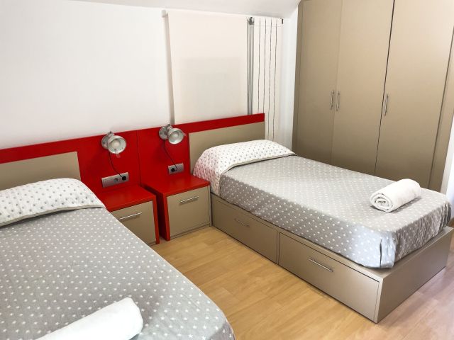 Spain furnished Room in Catalonia, Barcelona