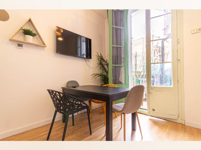 Spain furnished Room in Catalonia, Barcelona