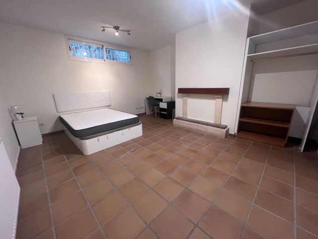 Spain furnished Room in Madrid, Madrid