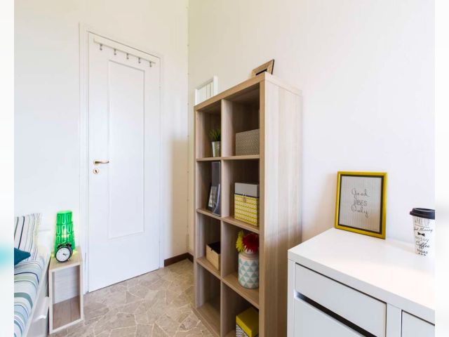 Cesano-Boscone Room for rent