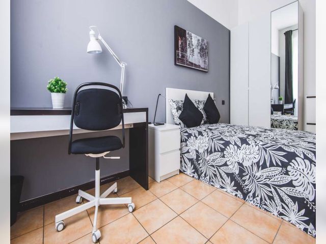 Italy furnished Room in Lombardy, Milan